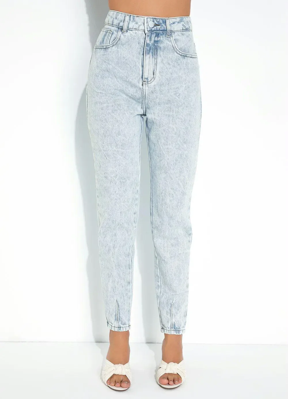 Sawary Jeans - Calça Jeans Clara Mom Jeans com Puídos Sawary