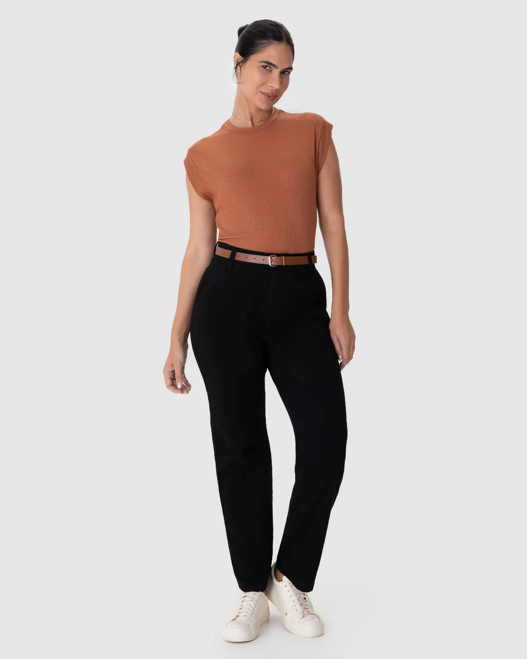 Calça Alfaiataria Feminina Acompanha Cinto Em Sarja Com Elastano