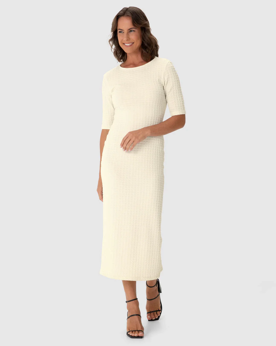 Vestido Midi Feminino Justo Decote Canoa Em Jacquard Texturizado