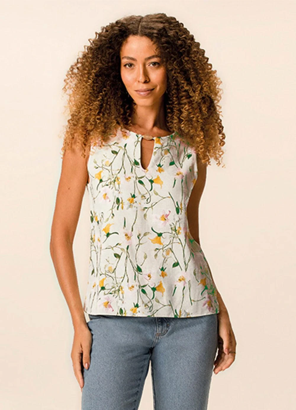 Malwee - Blusa Comfort Floral Off White