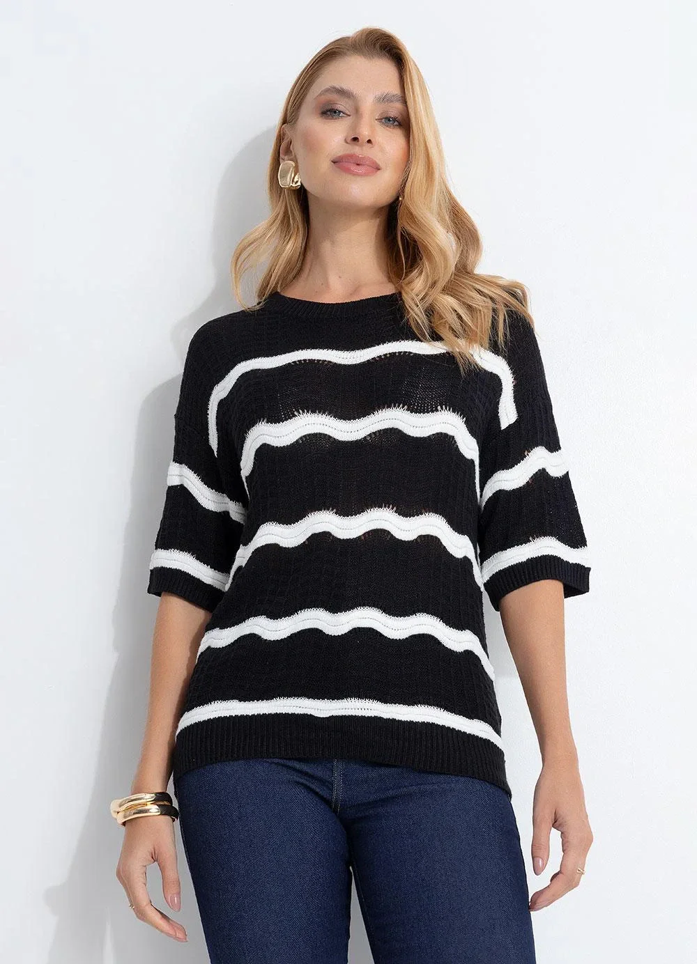 Quintess - Blusa Preta em Tricô
