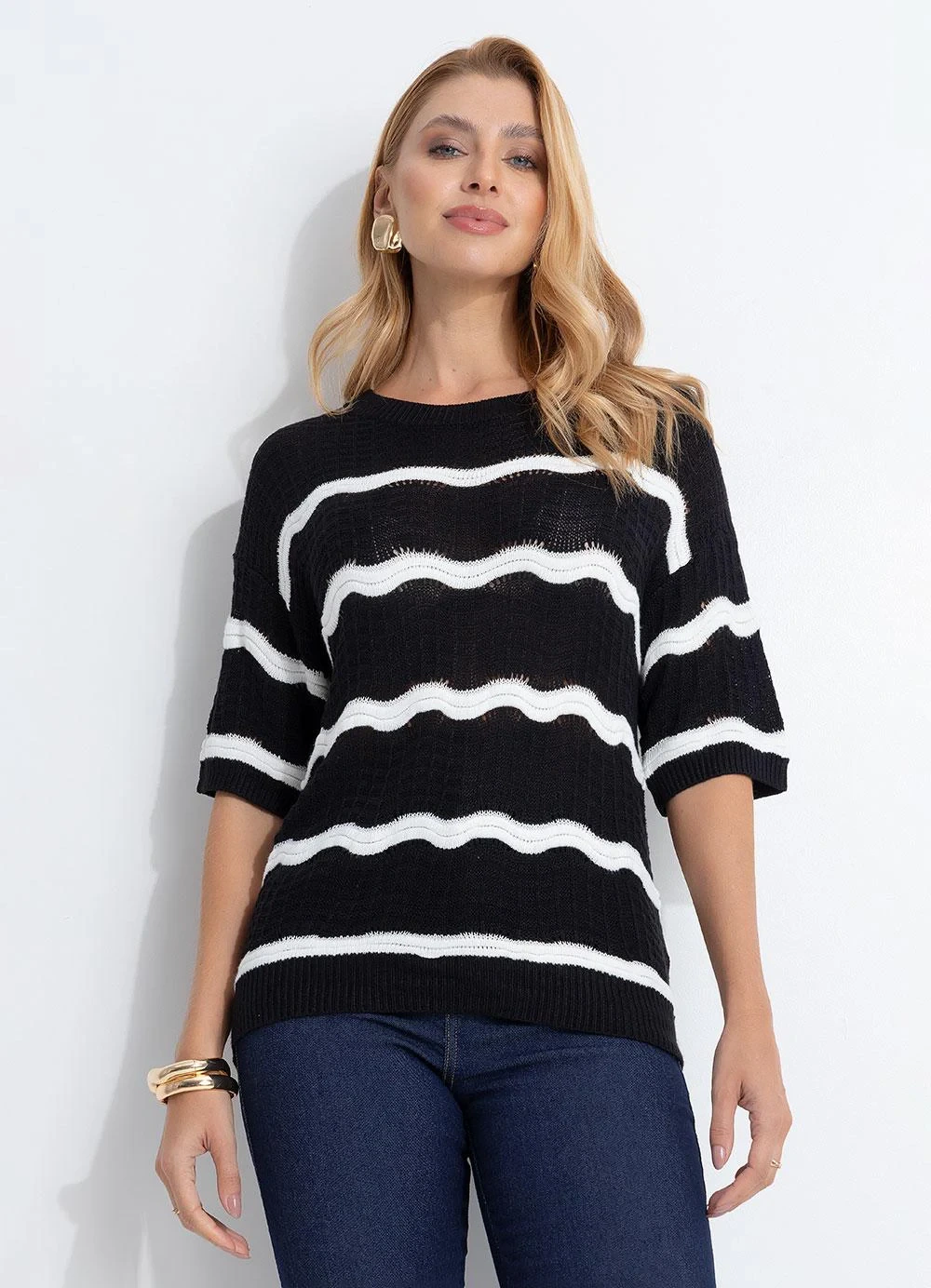Quintess - Blusa Preta em Tricô