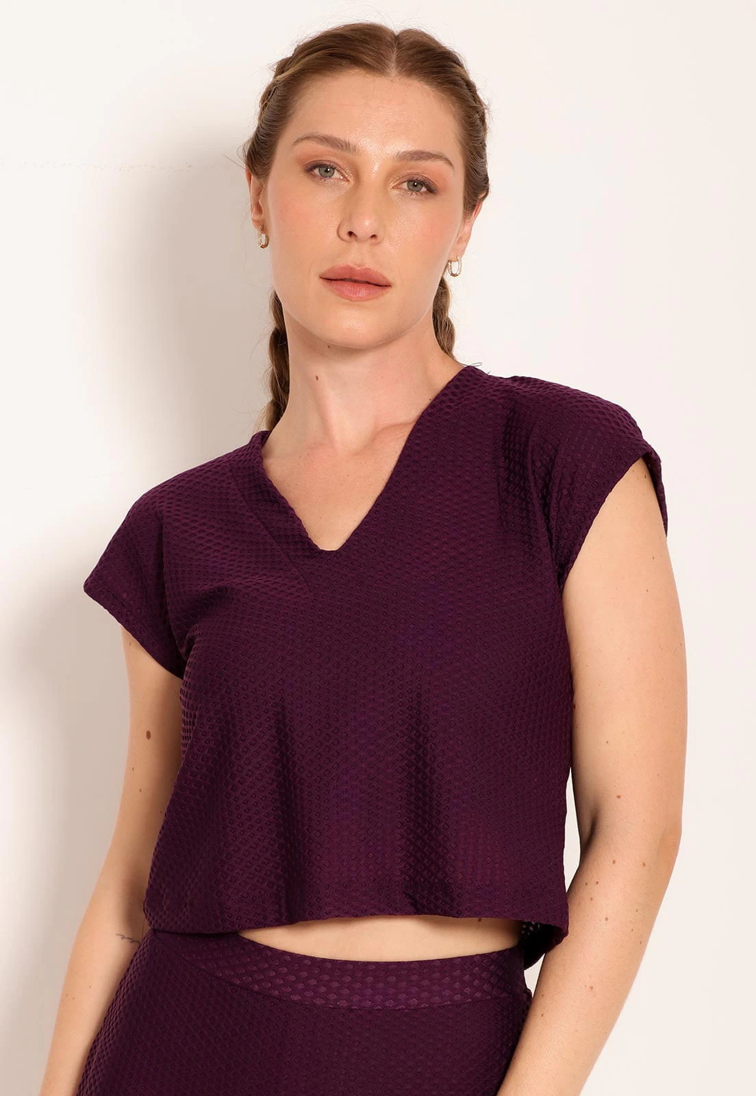 Blusa Fitness London Texturizada Sem Manga Com Decote V