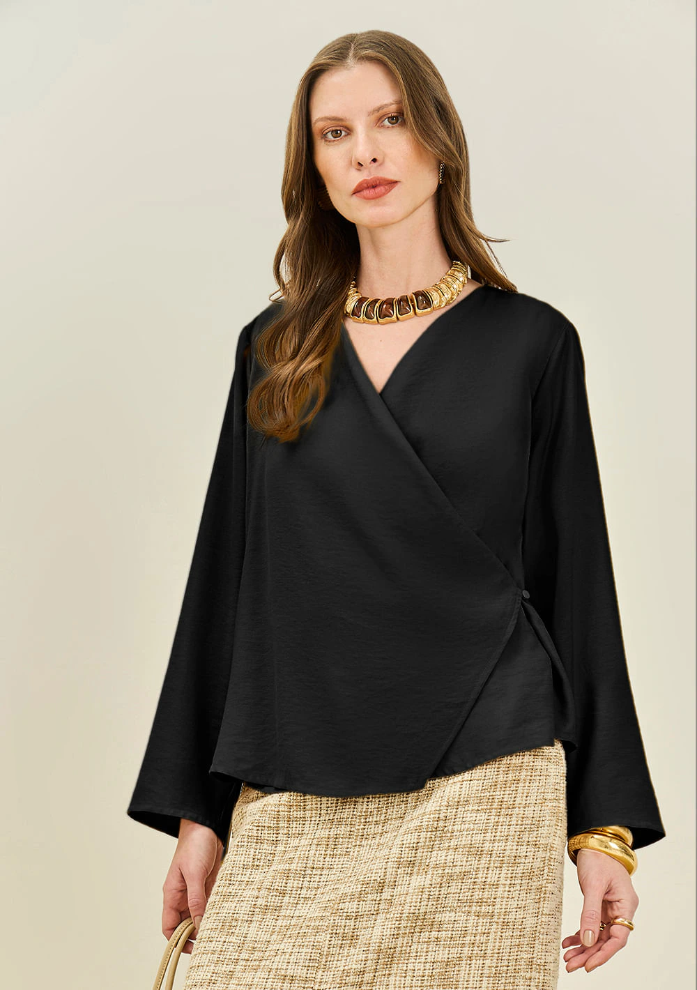 Blusa Maria.Valentina Ajustada Decote Transpassado Manga Longa Padrão Preto