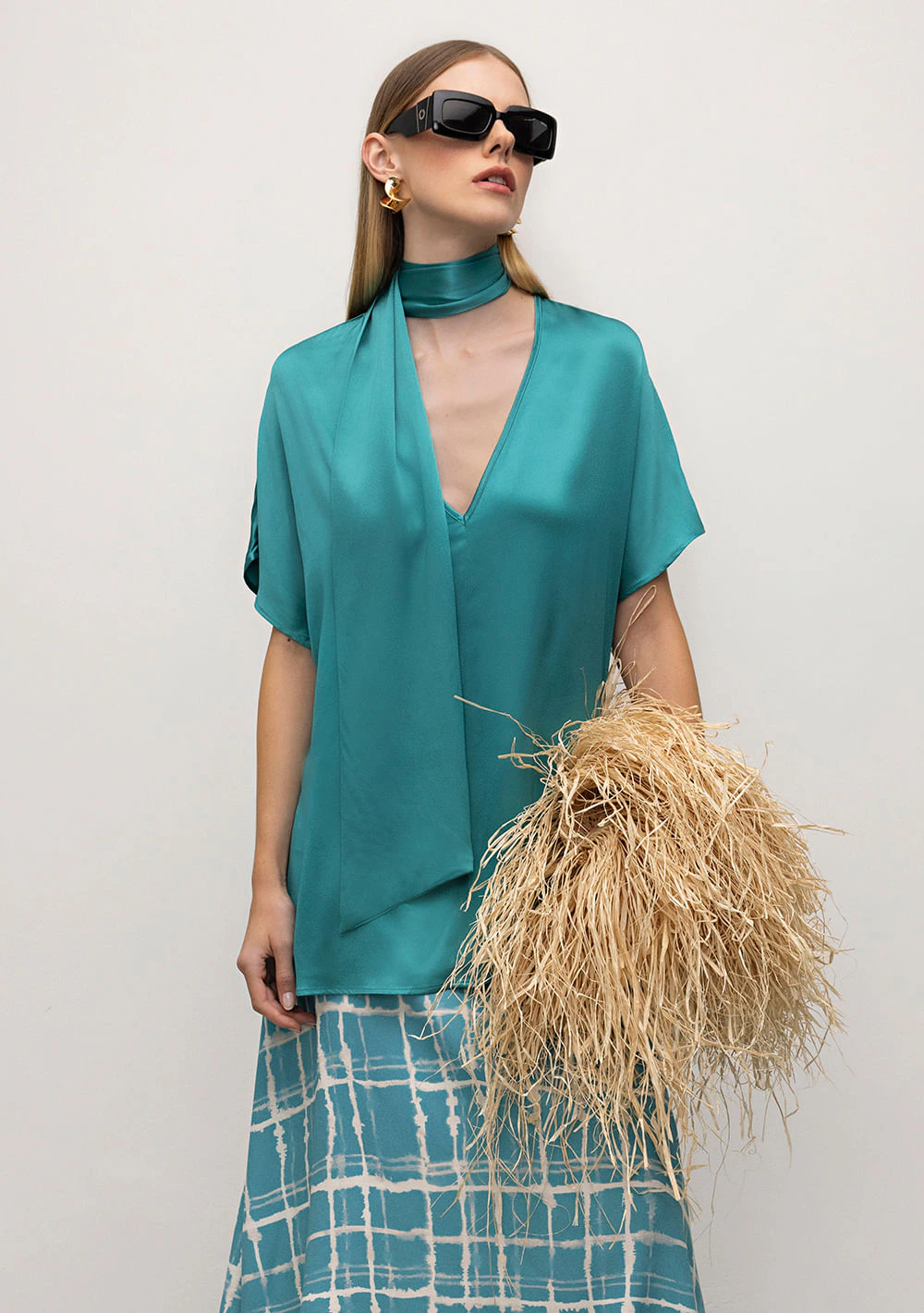 Blusa Iódice Decote V Manga Curta Com Faixa Verde