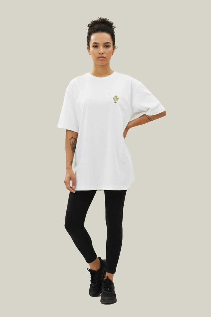 Camiseta Oversized Feminina Branca Algodão Prime WSS Yellow Bloom Branco