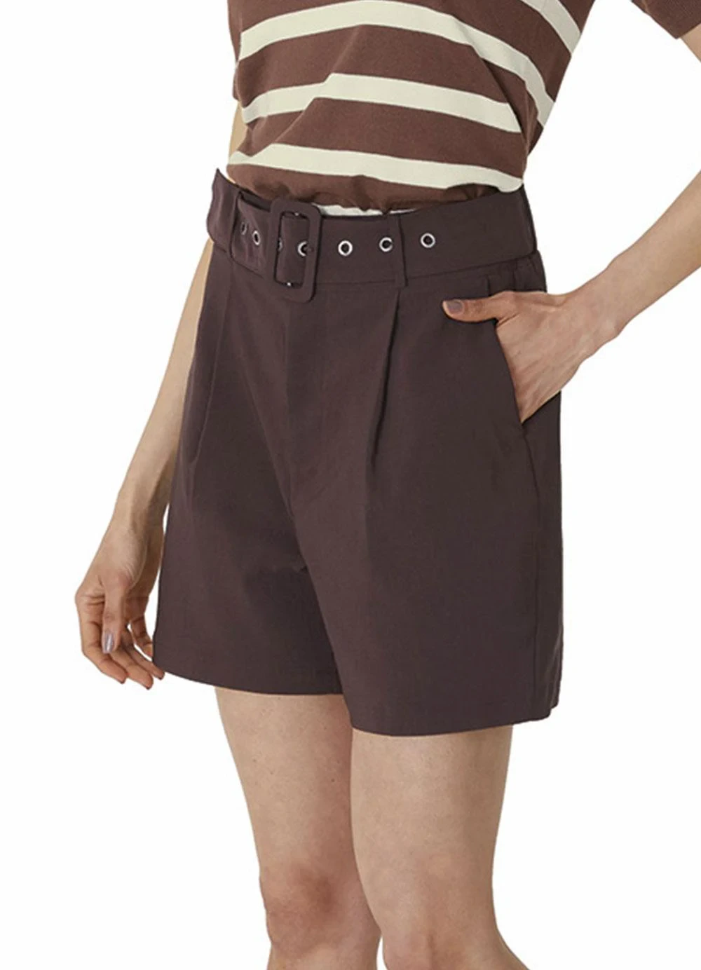 Malwee - Shorts Alfataria com Bolso Marrom