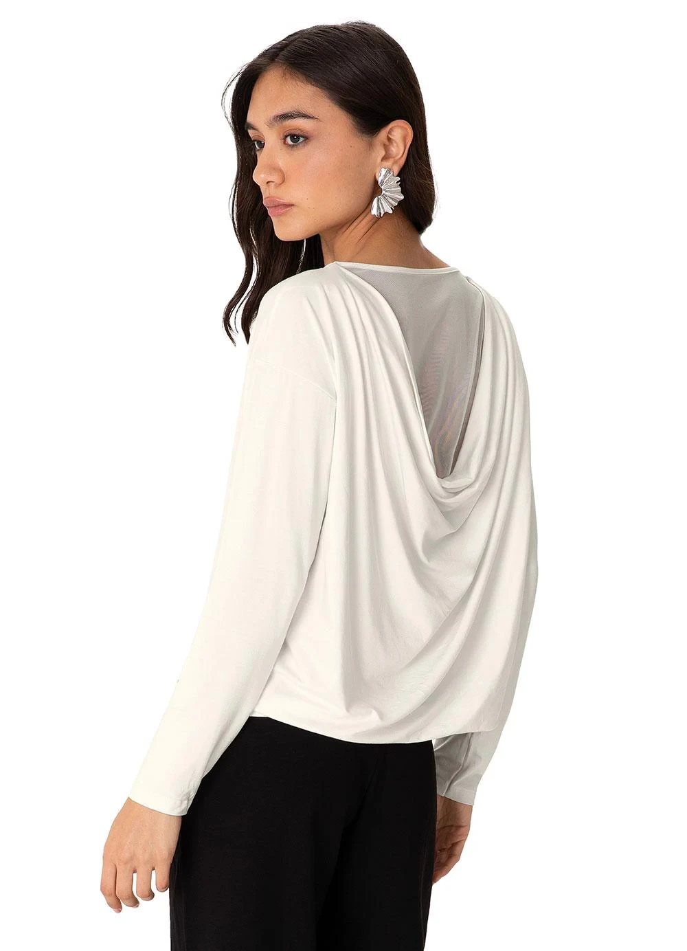 Enfim - Blusa Ampla Degagê em Viscose Off White