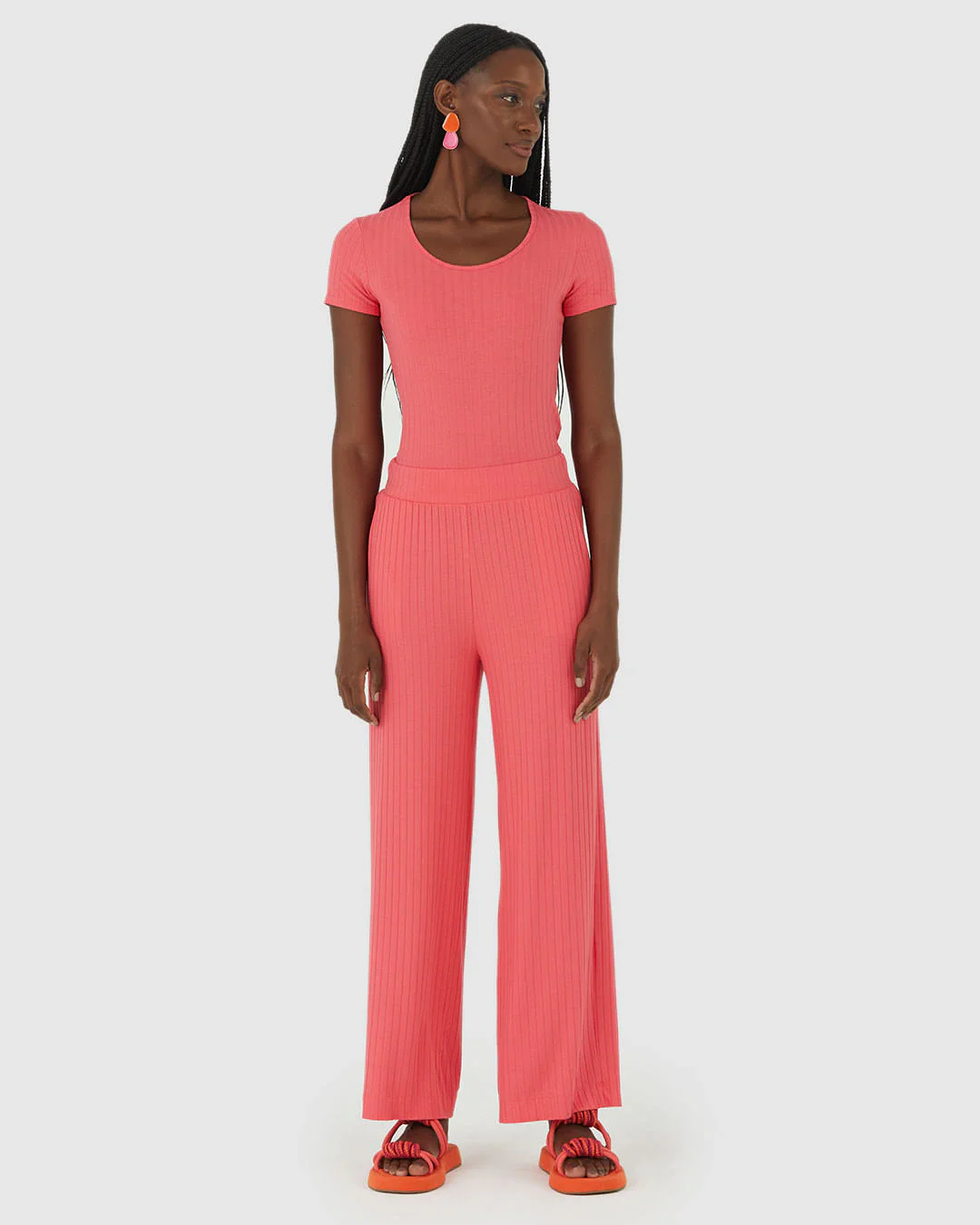 Calça Wide Leg Feminina Cintura Alta Em Malha Canelada De Viscose