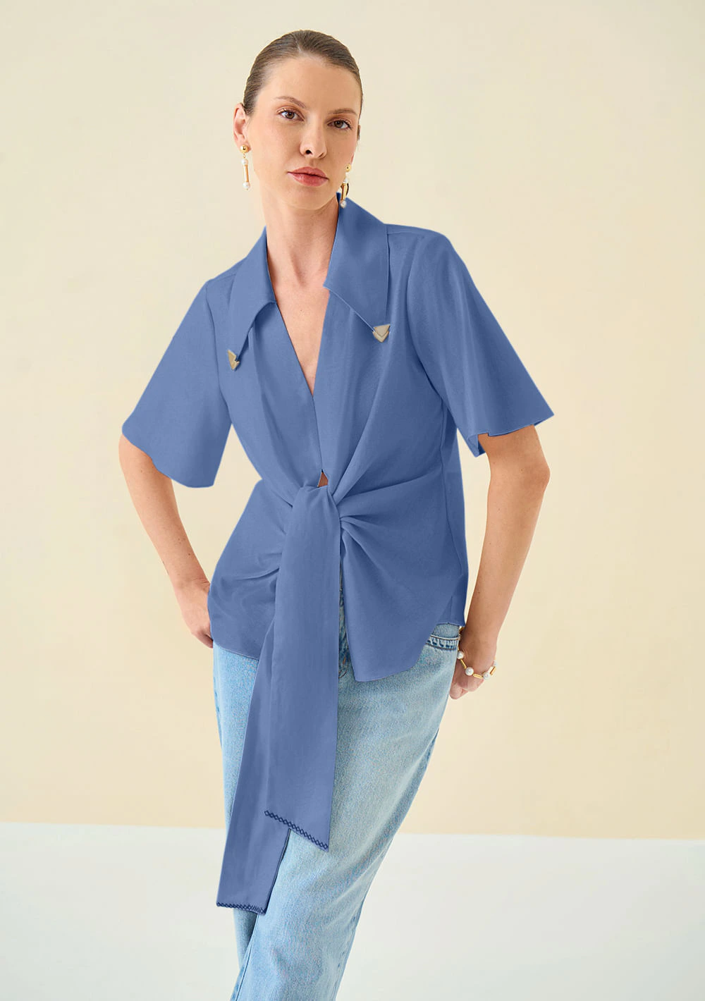 Blusa Maria.Valentina Solta Decote V Manga Curta Padrão Azul
