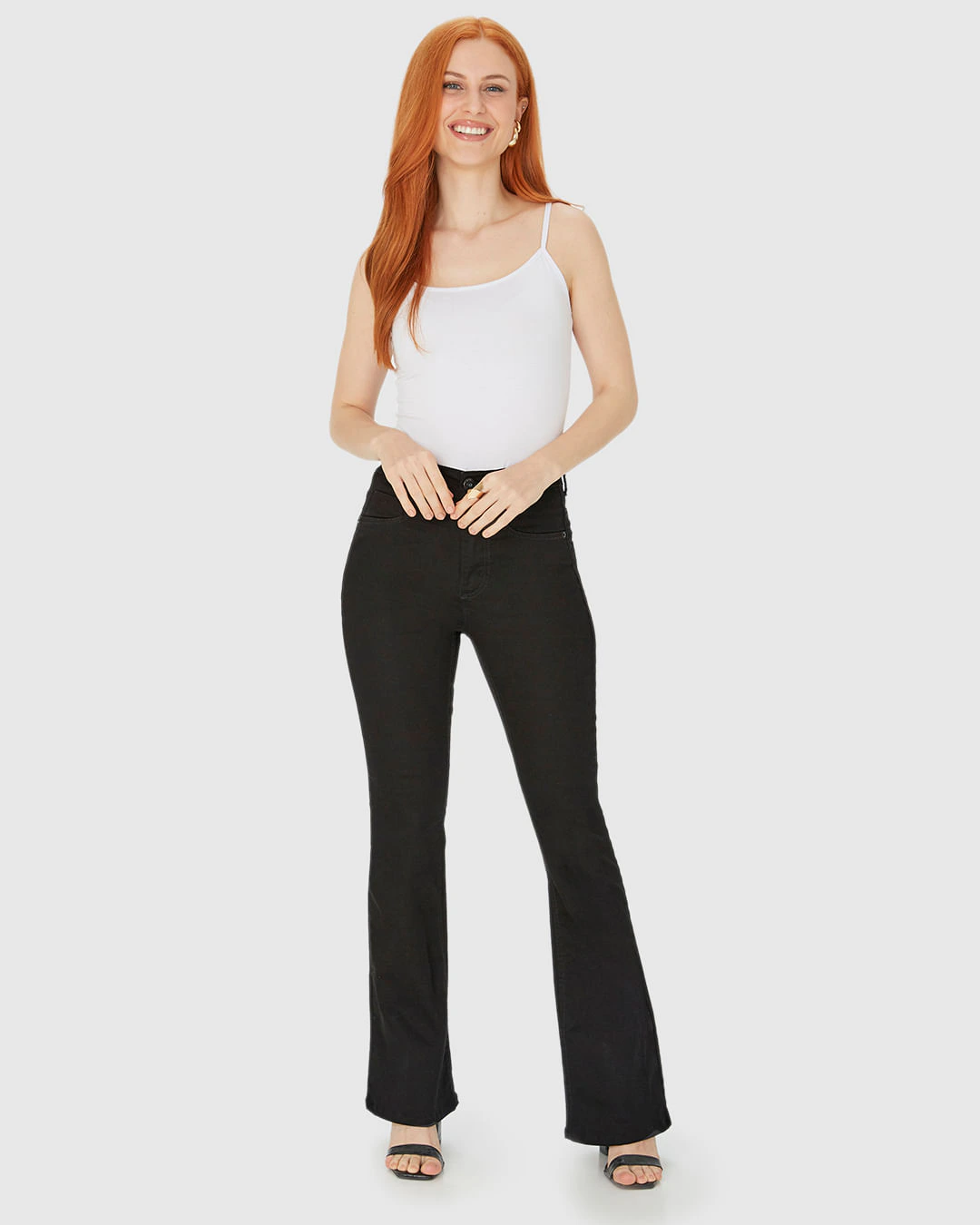 Calça Flare Feminina Cintura Alta Em Sarja Com Elastano