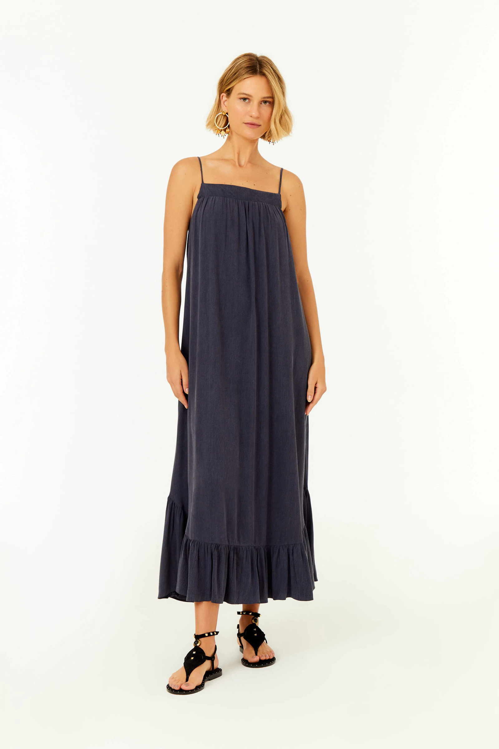 Vestido Midi Babados