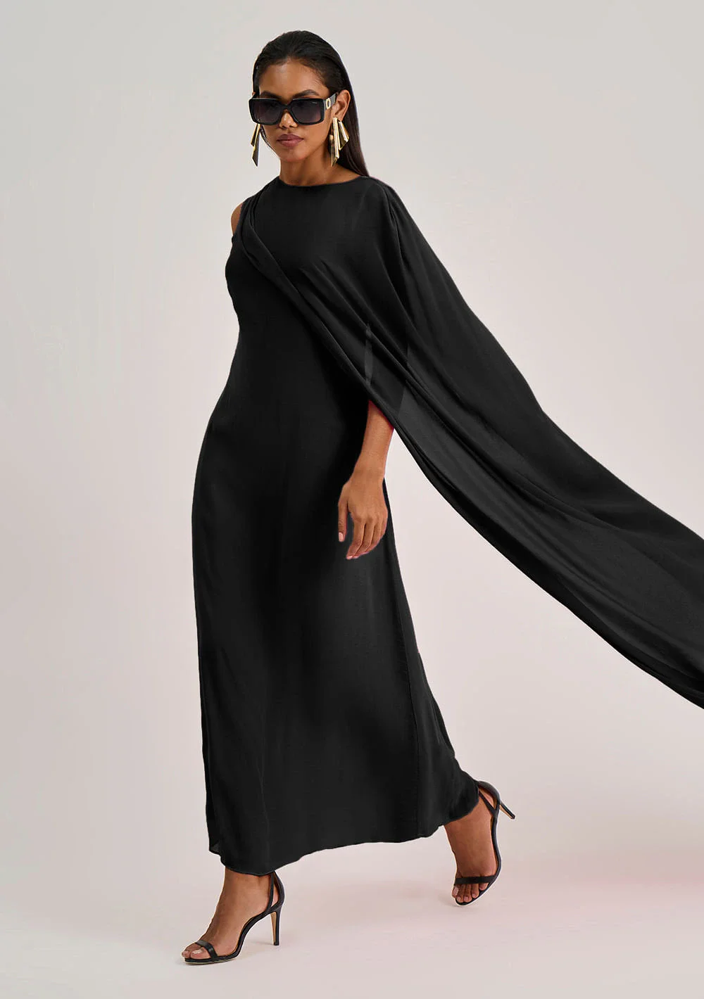 Vestido Iódice Ajustado Decote Careca Sem Manga Midi Preto