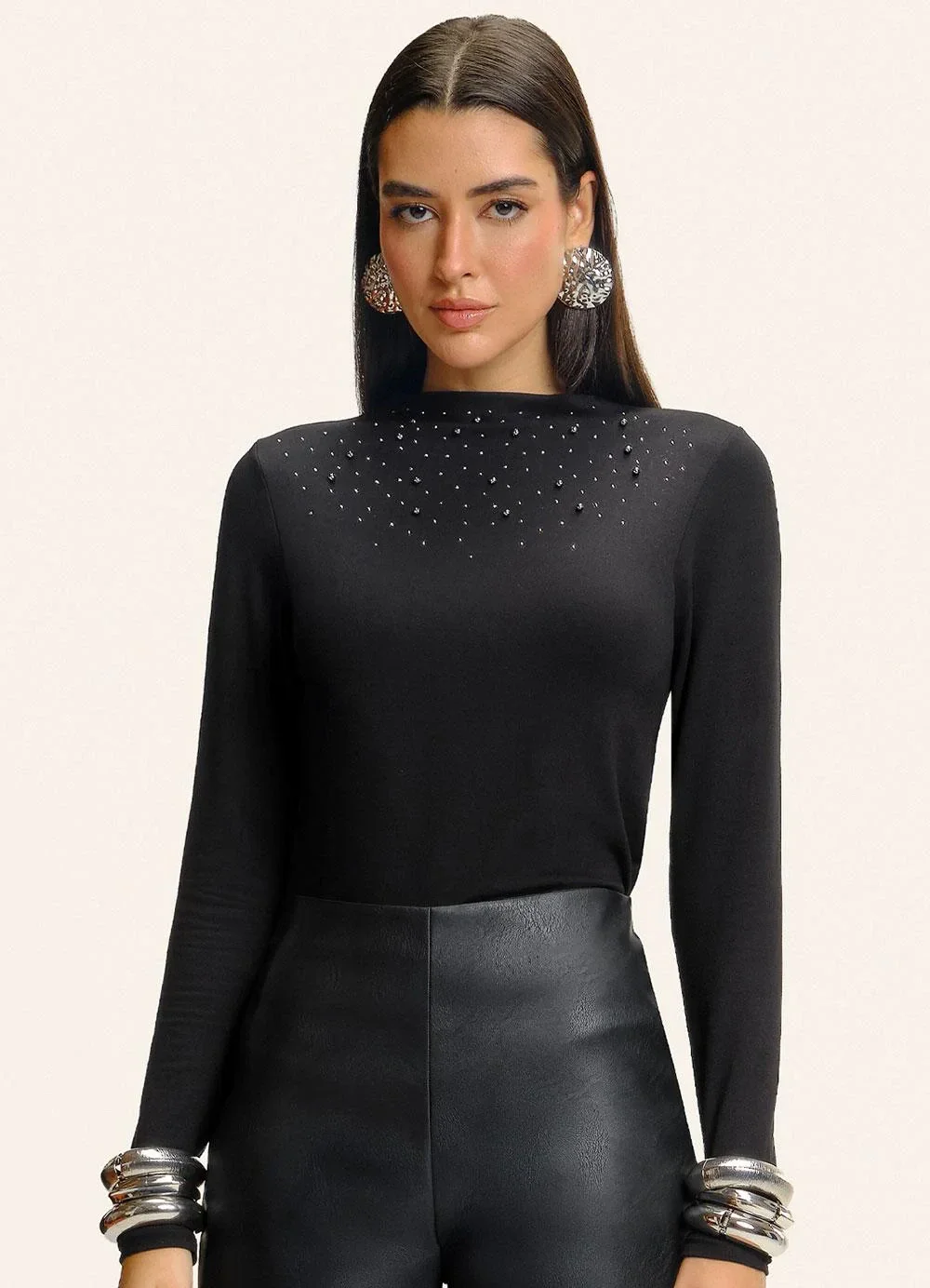 Endless - Blusa Manga Longa com Rebite Preto
