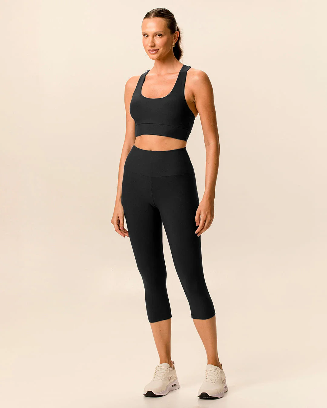 Calça Esportiva Feminina Corsário Em Malha Com Proteção UV50+ Malwee Active