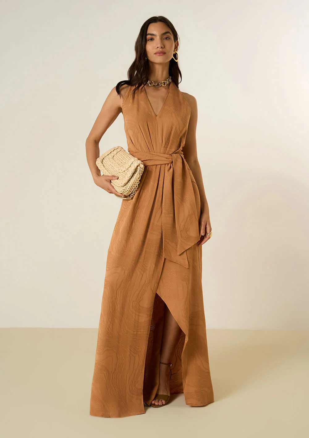 Vestido Maria.Valentina Solto Decote V Sem Manga Longo Marrom