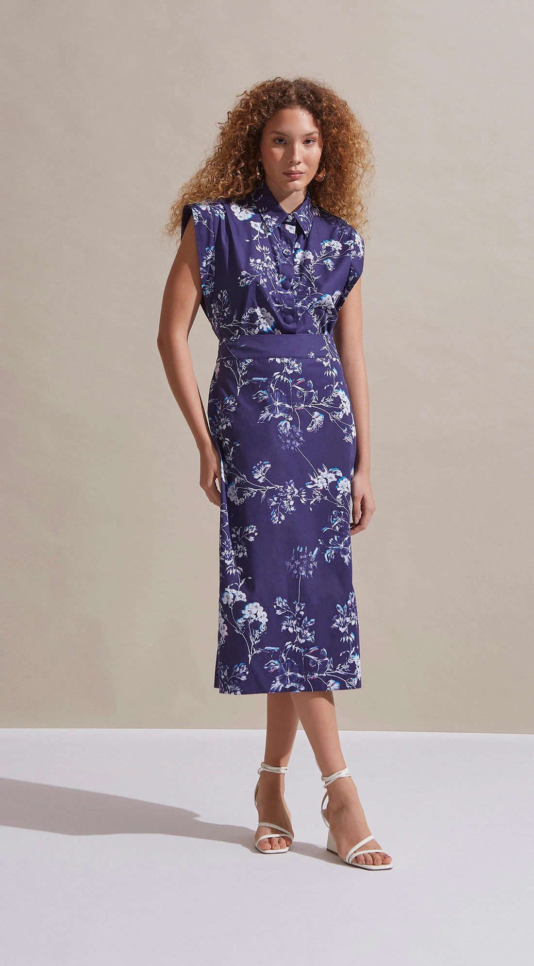Saia Maria.Valentina Midi Linha A Com Recorte Azul Marinho
