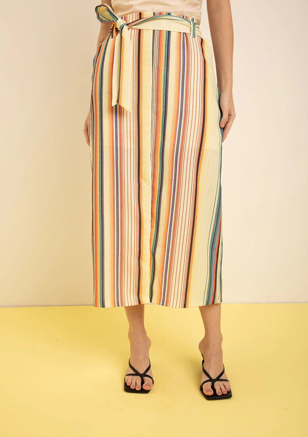 Saia Zinco Lápis Alta Midi Amarelo