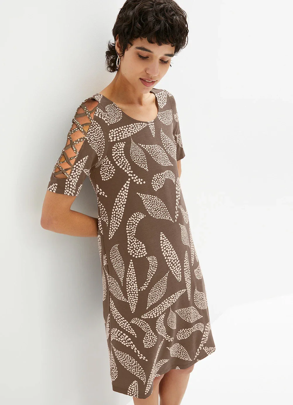 bonprix - Vestido Folhagem Pontilhada em Linho