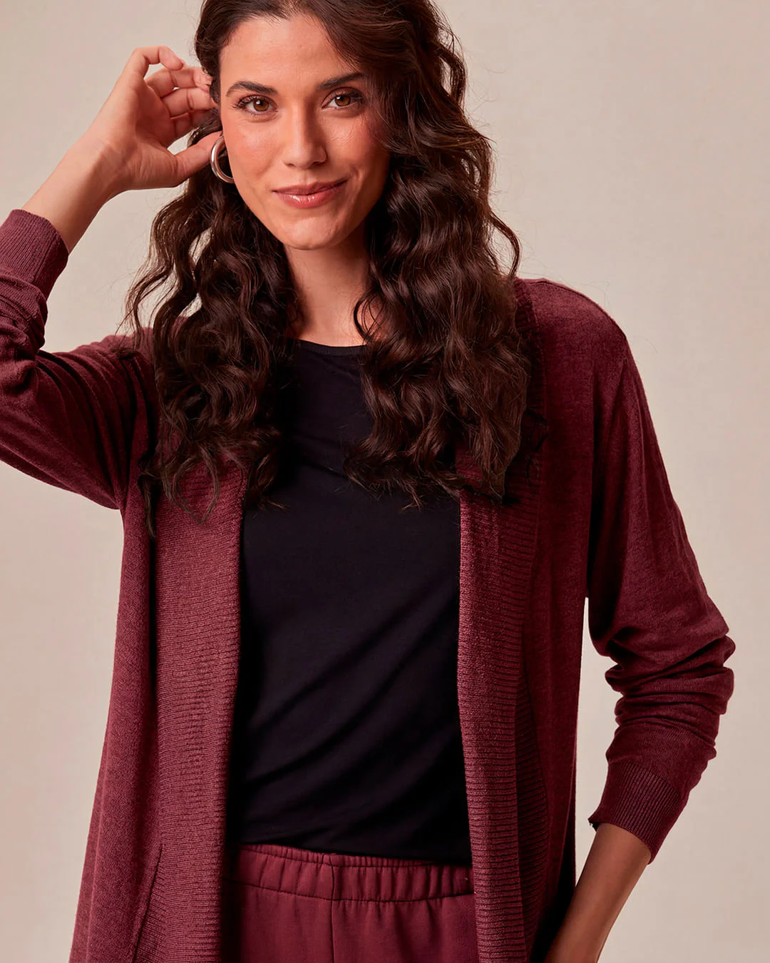 Cardigan Alongado Feminino Em Tricô