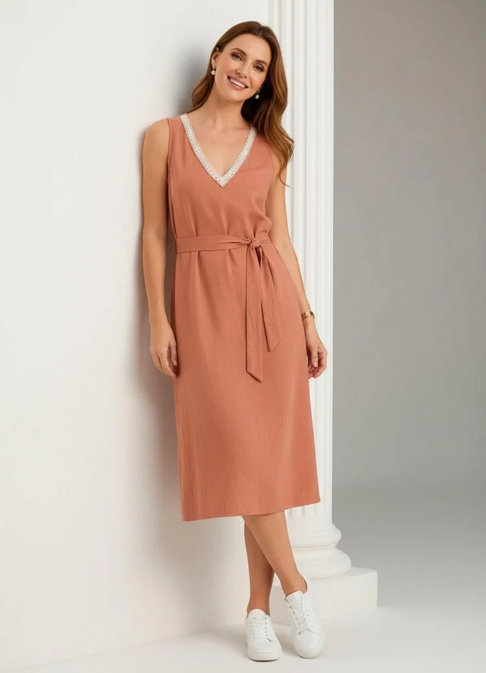 Quintess - Vestido Marrom Claro em Viscose com Linho