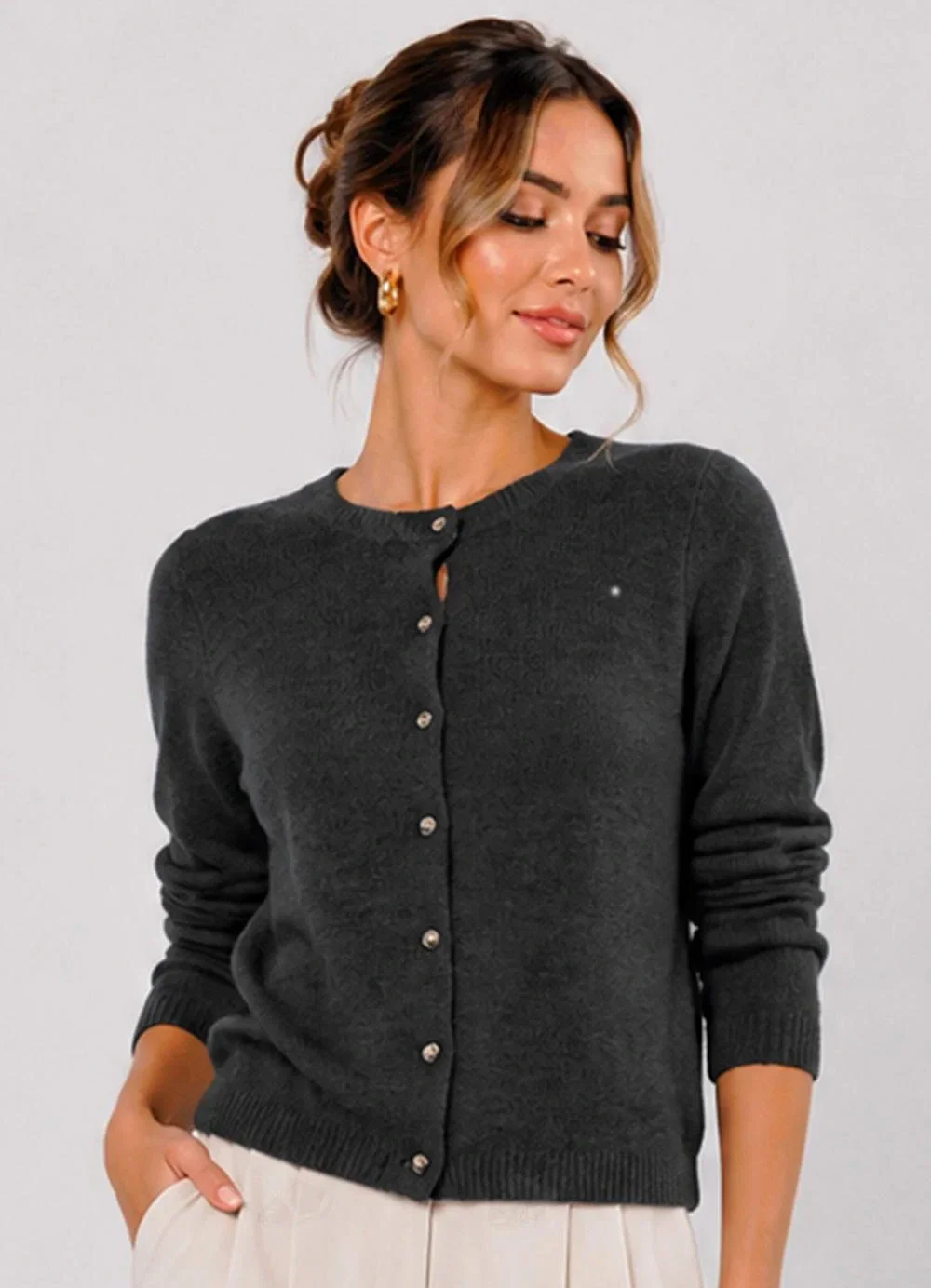 Infinita Cor - Cardigan Feminino em Tricot Cinza