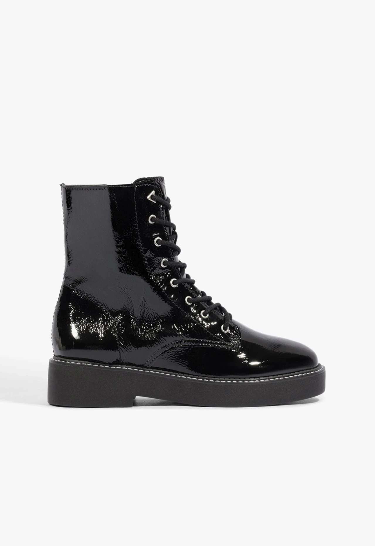 Bota Coturno Bold Verniz Preta