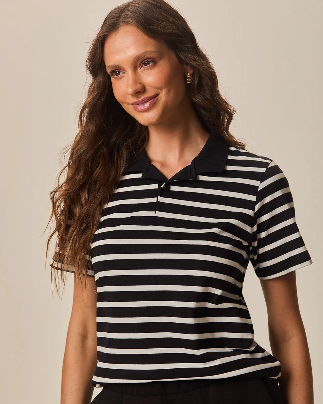Blusa Polo Feminina Manga Curta Peitilho Frontal Em Algodão Listrado