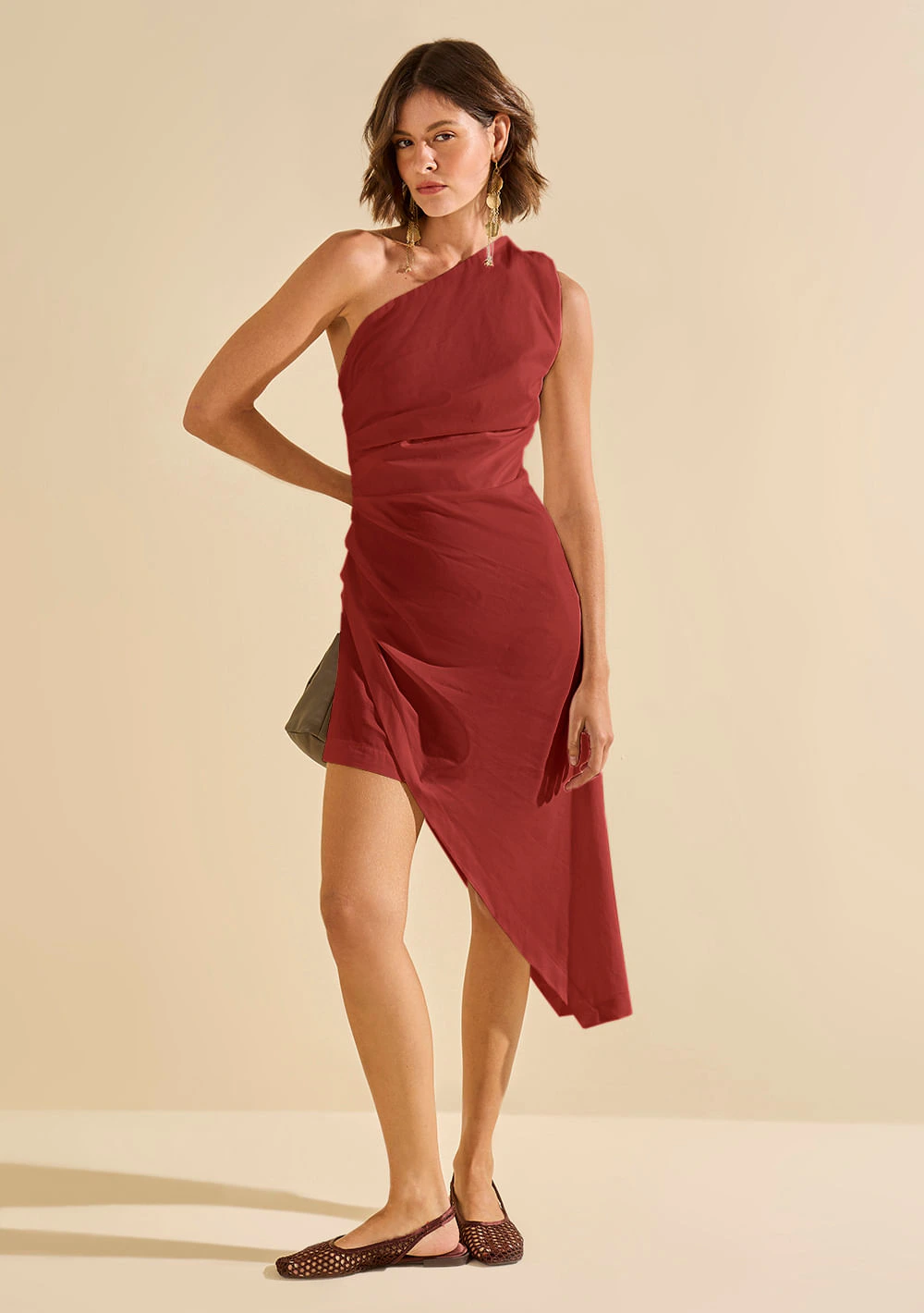 Vestido Morena Rosa Ajustado Um Ombro Só Sem Manga Midi Caramelo