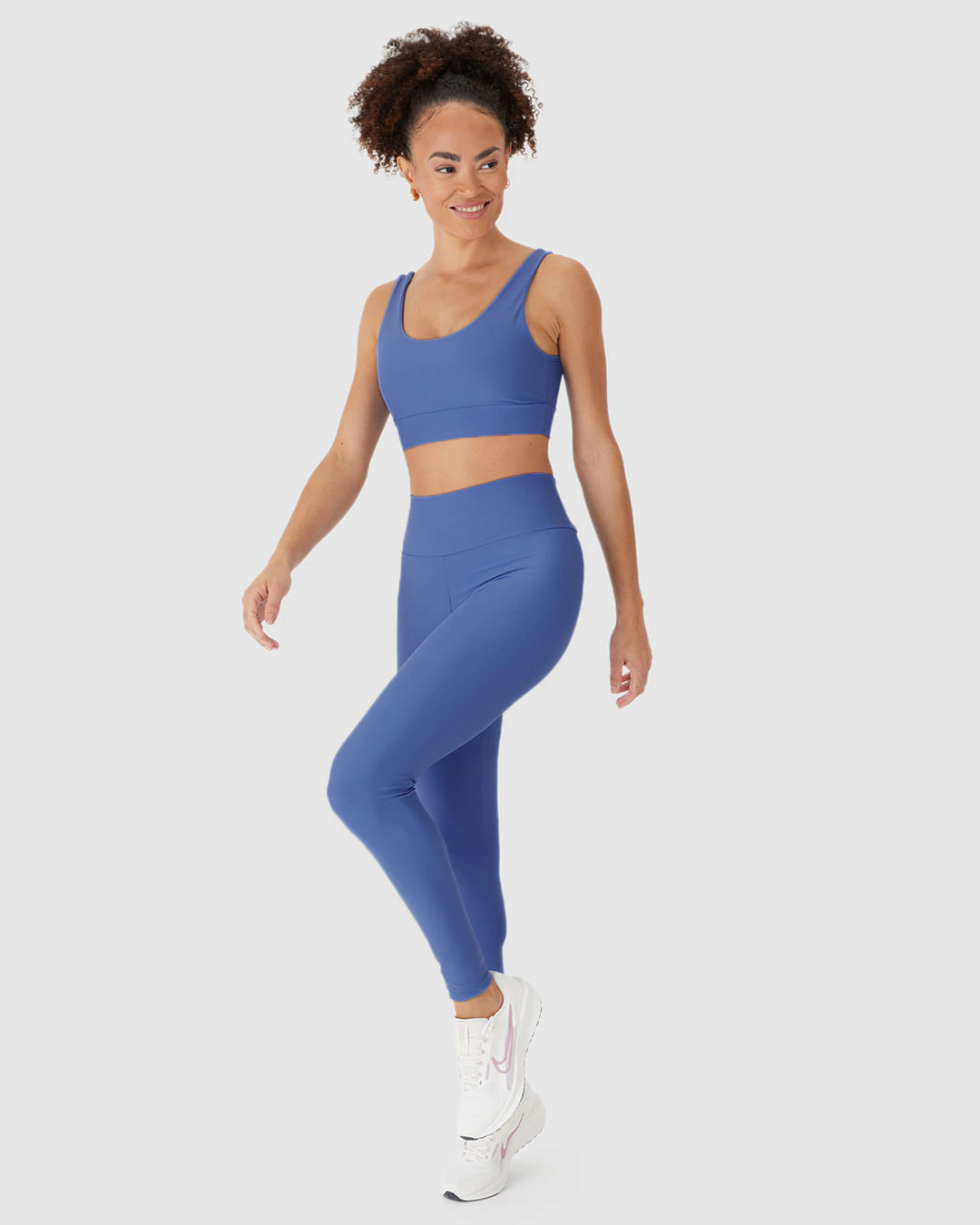 Calça Legging Esportiva Feminina Bolso Costas Em Malha Dry E Proteção UV50+ Malwee Active