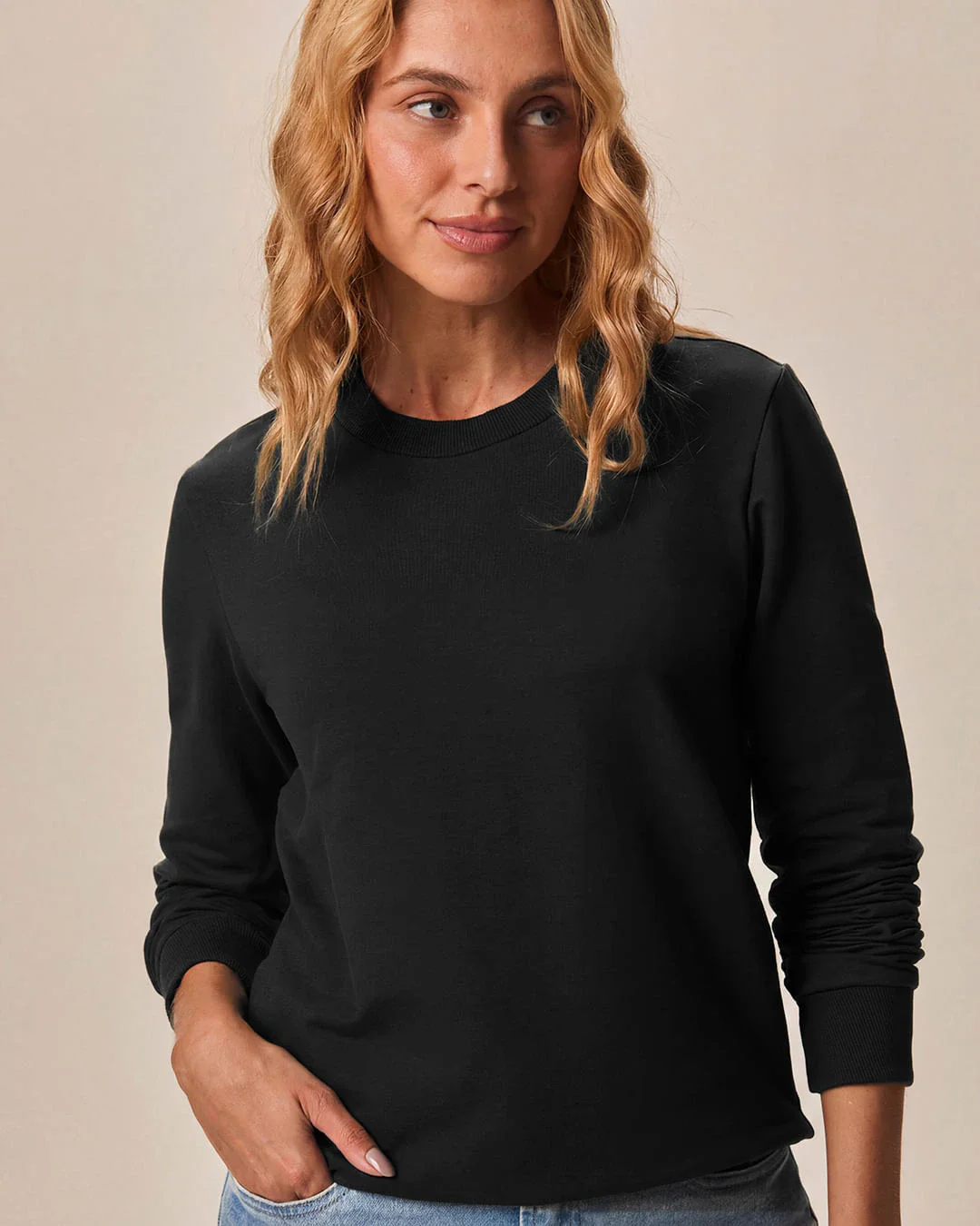 Blusão Básico Feminino Manga Longa Em Moletom Stretch
