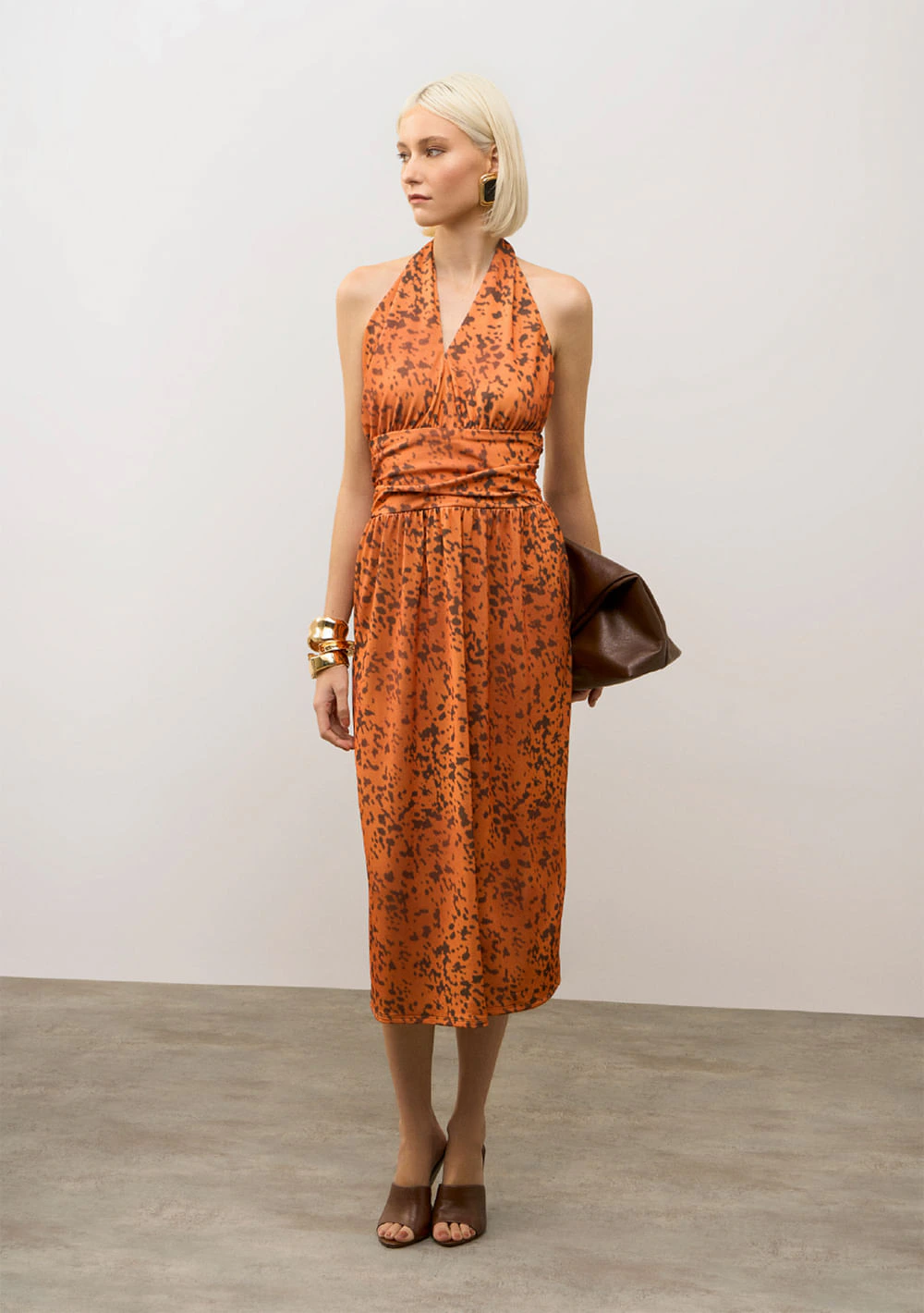 Vestido Iódice Solto Um Ombro Só Sem Manga Midi Laranja