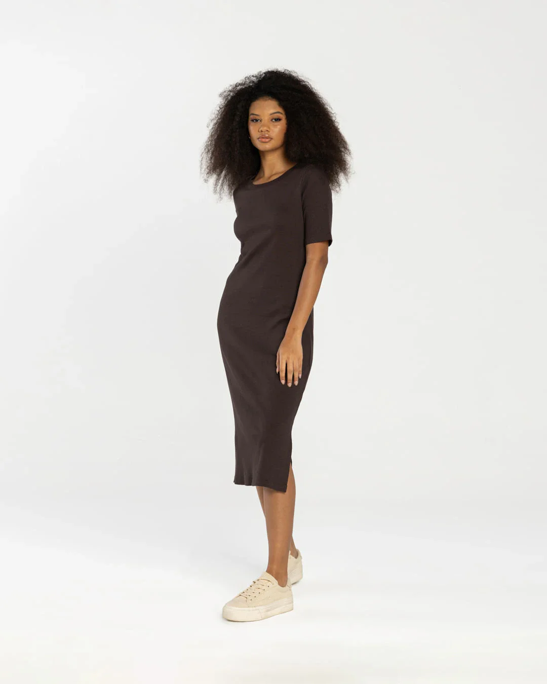 Vestido Midi Canelado Algodão Manga Curta