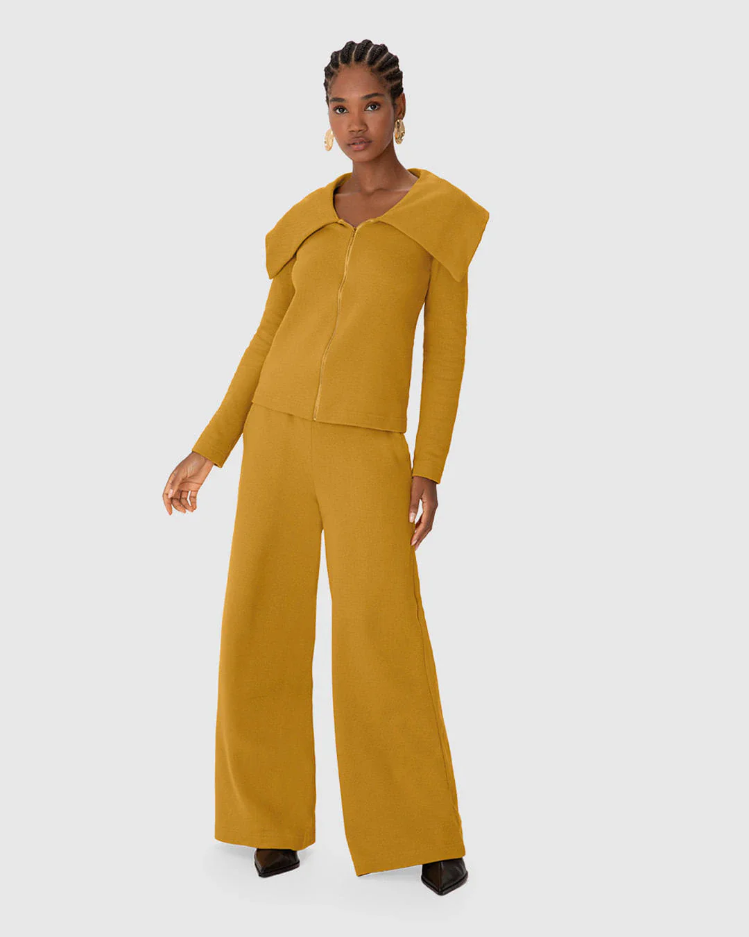 Jaqueta Feminina Maxi Gola E Zíper Em Tricô Flanelado - ENFIM