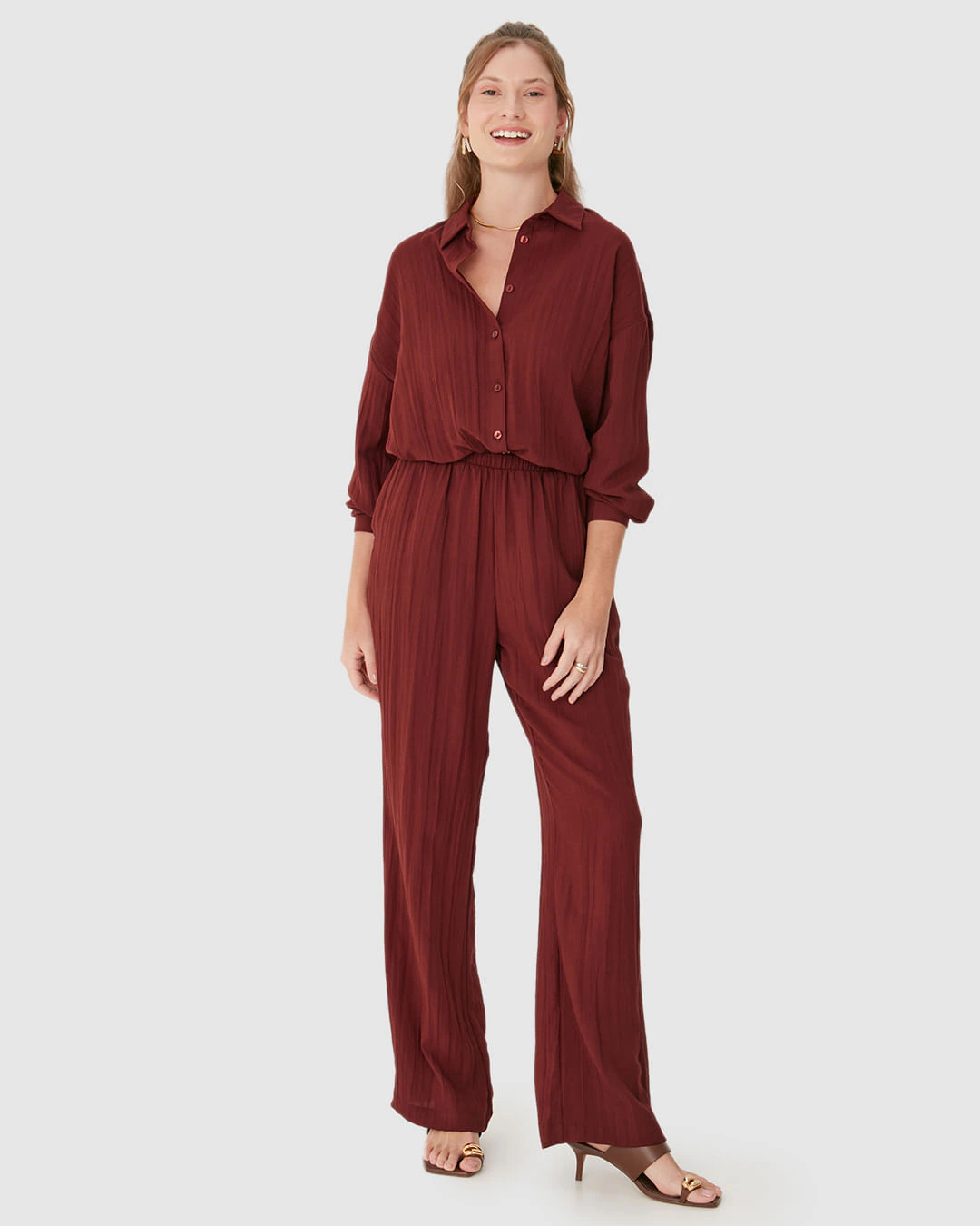 Calça Reta Feminina Bolso Faca Em Viscose Texturizada