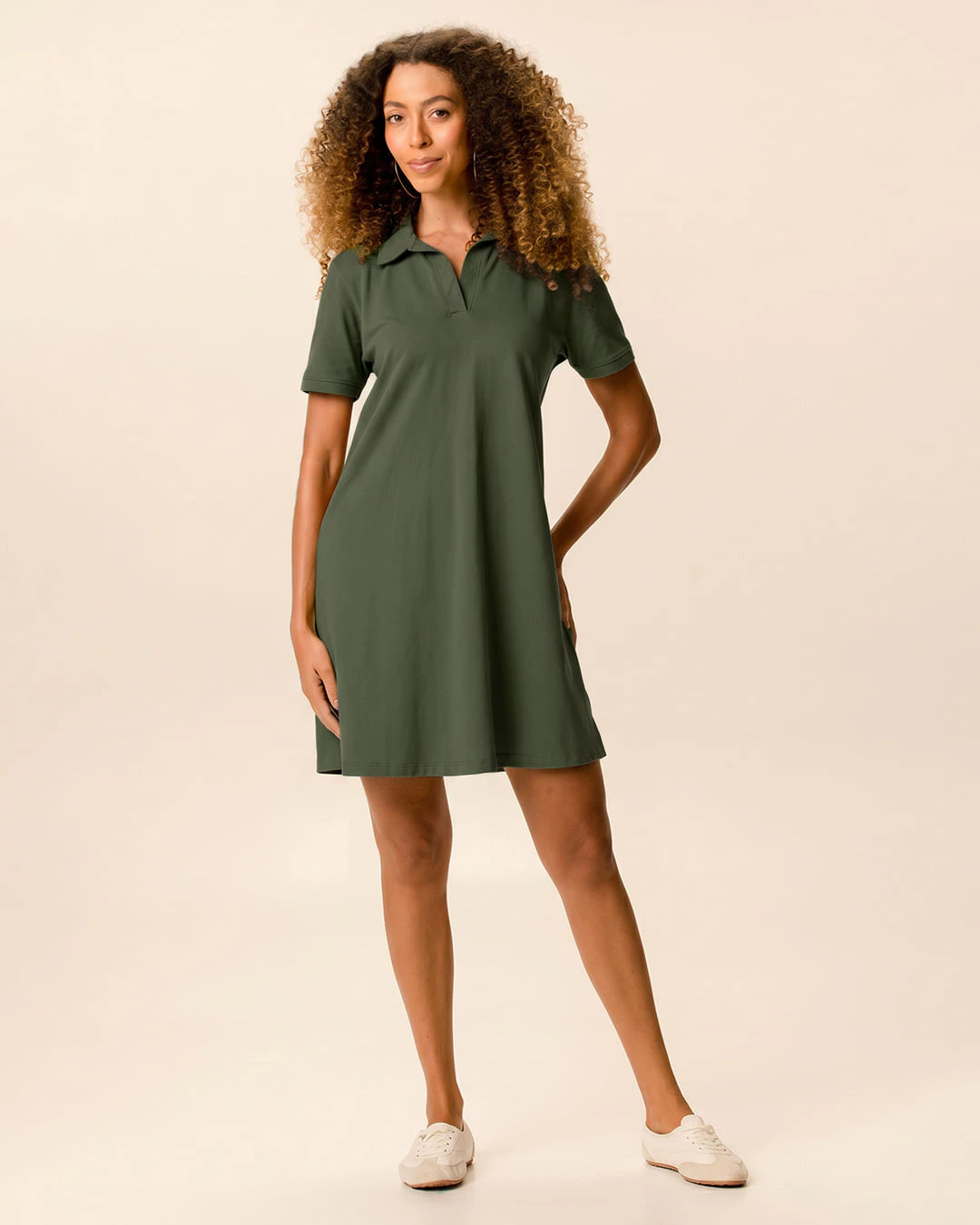 Vestido Polo Feminino Peitilho Gola V Em Piquet Stretch
