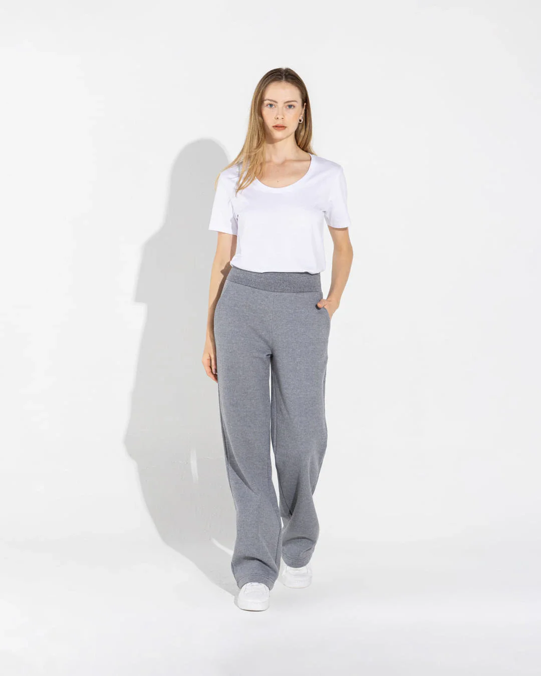 Calça Reta Moletom Flanelado Feminina