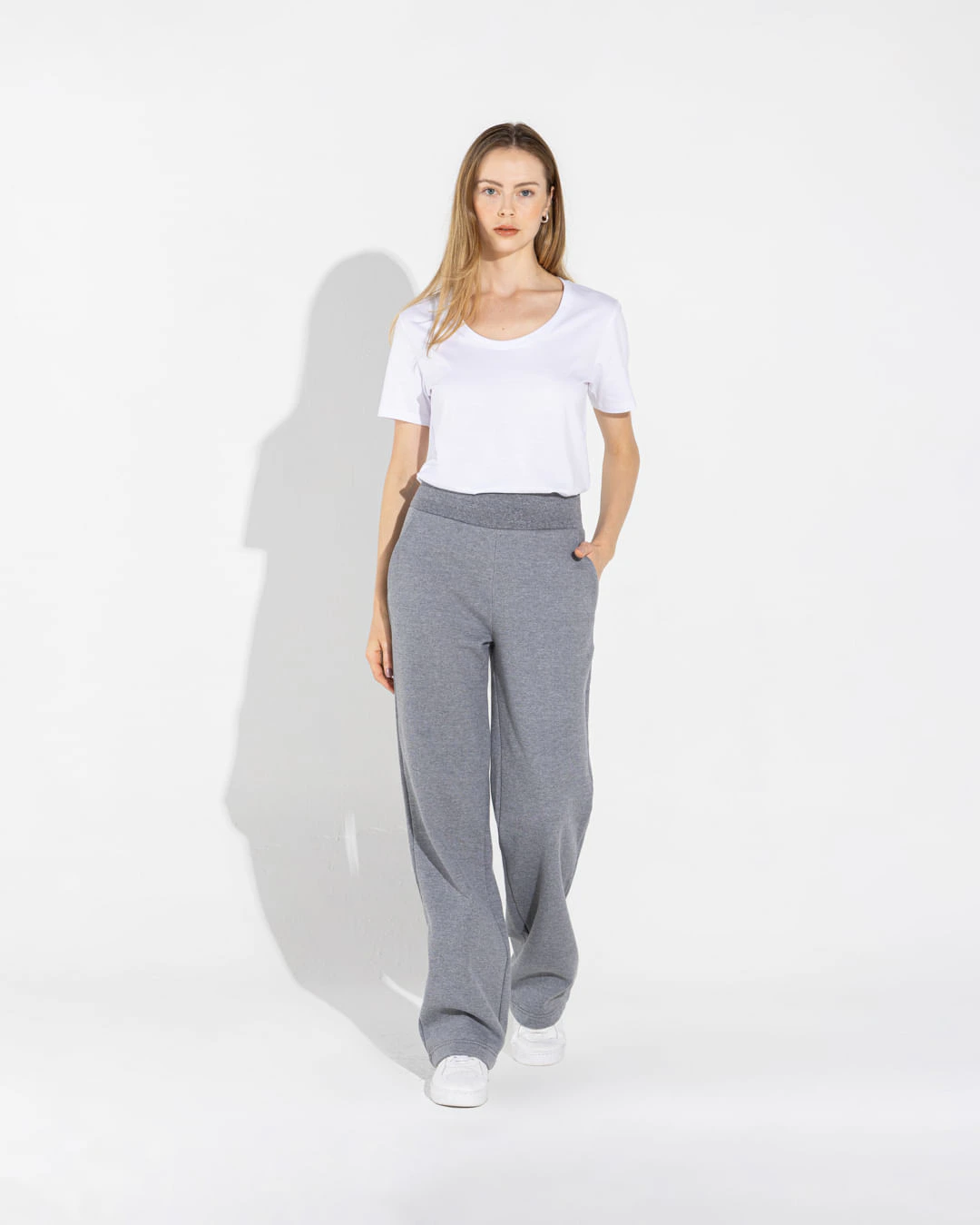 Calça Reta Moletom Flanelado Feminina
