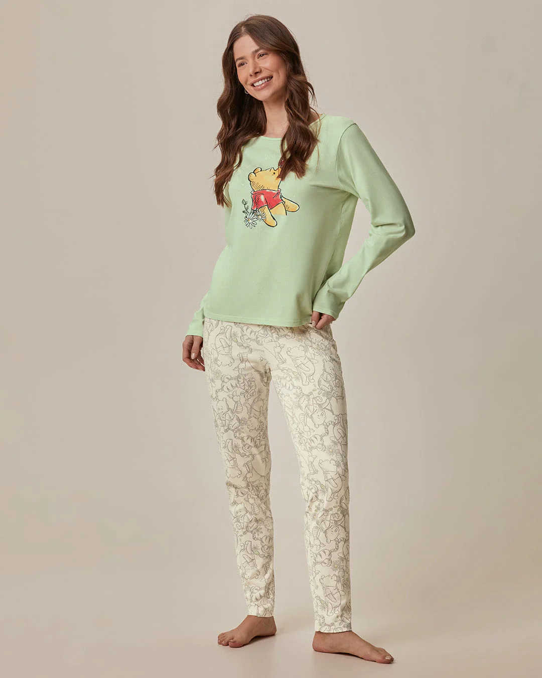 Pijama Feminino Blusa Manga Longa Estampa Ursinho Pooh Disney Em Algodão