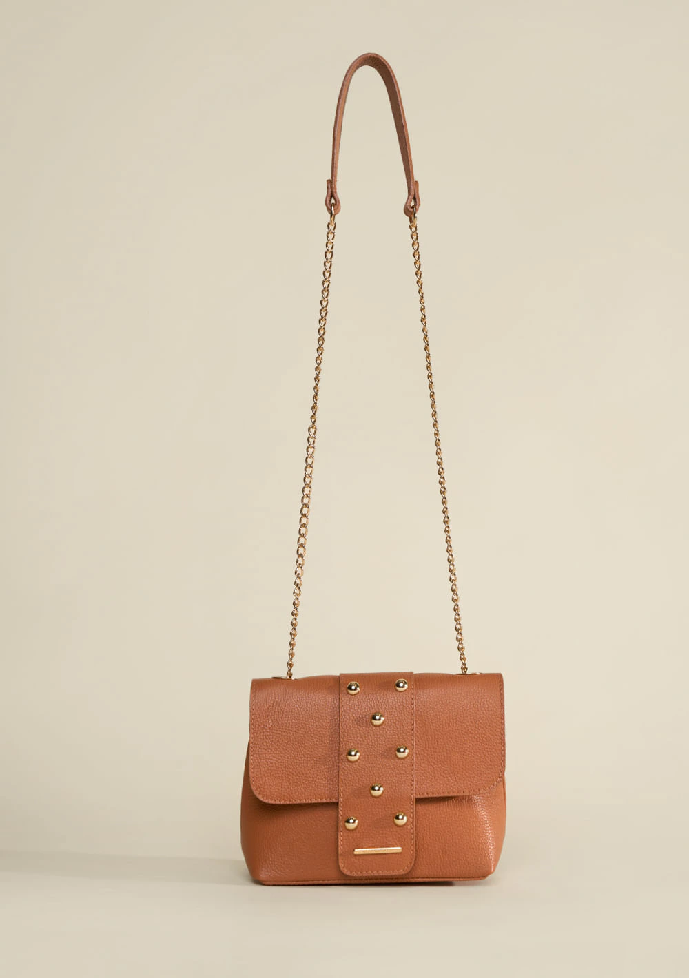 Bolsa Tiracolo Detalhe Tachas Caramelo