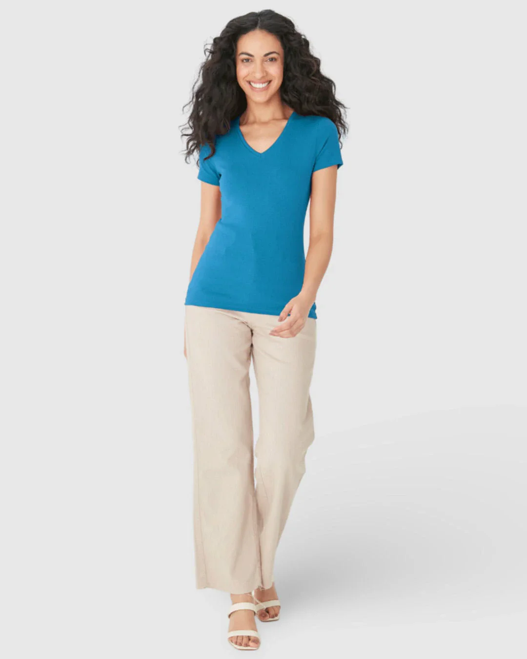 Camiseta Básica Feminina Decote V Em Algodão