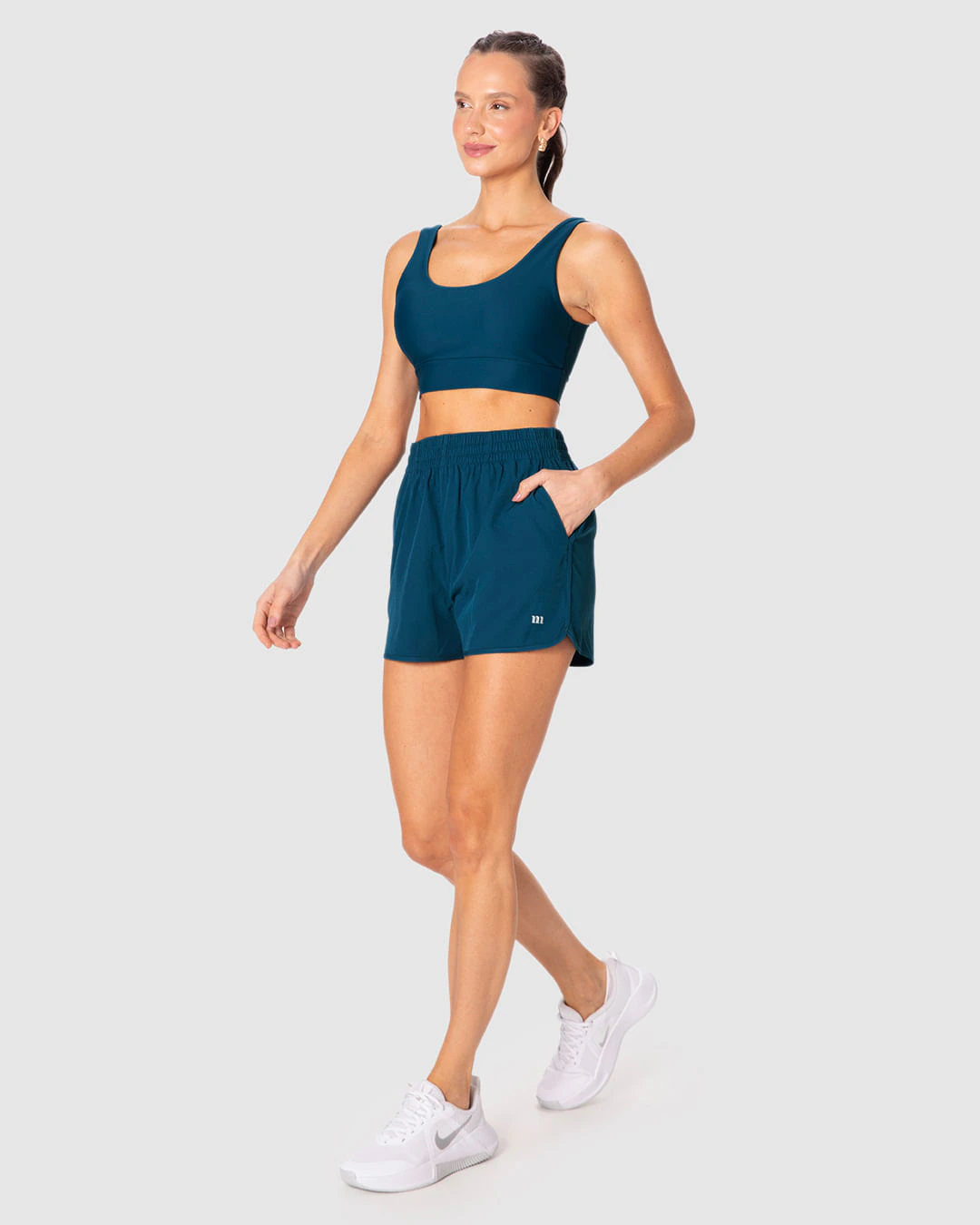 Shorts Esportivo Feminino Runner Bolso Faca Em Tafetá Com Elastano Malwee Active