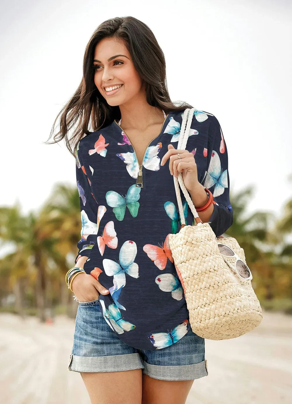 bonprix - Blusa Estampada de Borboleta Azul Marinho