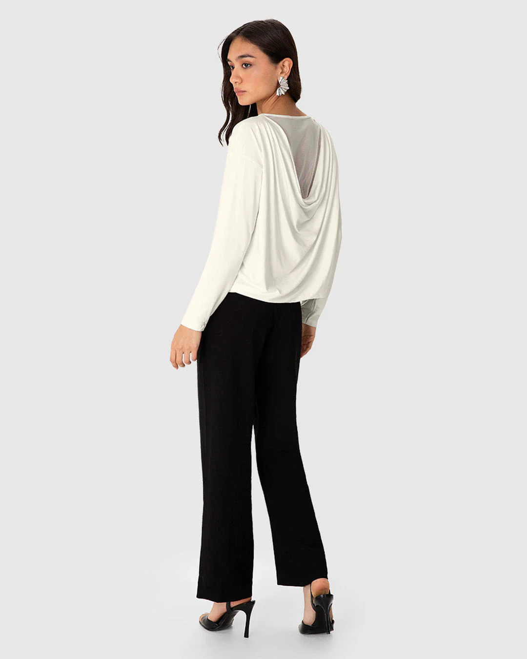 Blusa Feminina Decote Costas Degagê Detalhe Tule Em Viscose Stretch - ENFIM