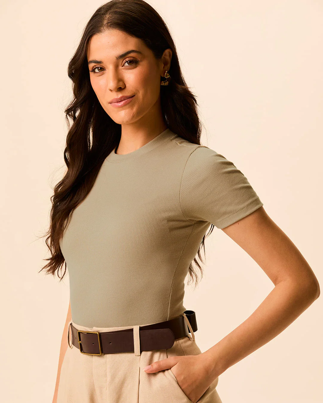 Blusa Básica Feminina Decote Redondo Em Ribana