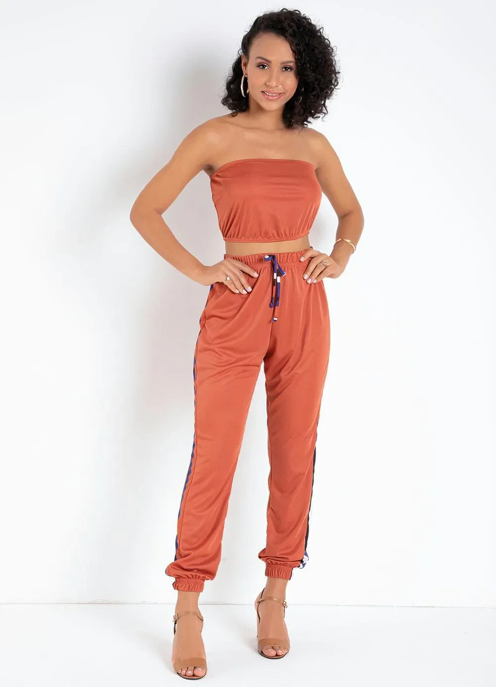Moda Pop - Conjunto Terracota com Top e Calça