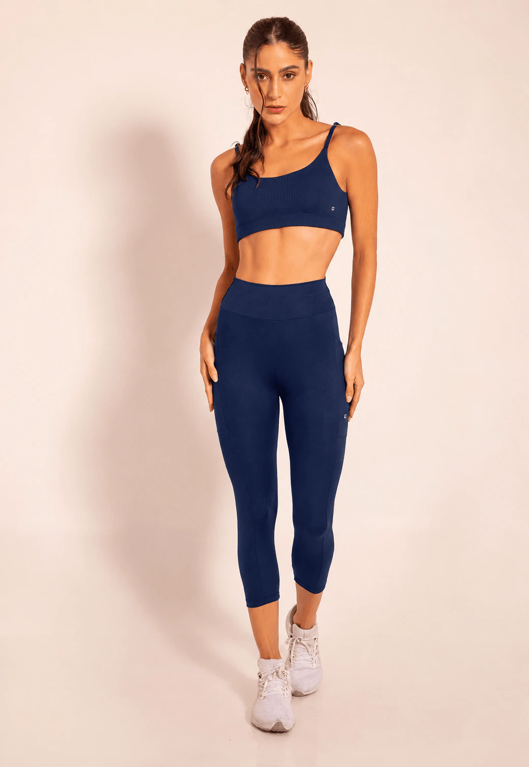 Calça Legging Compress Capri Com Bolso