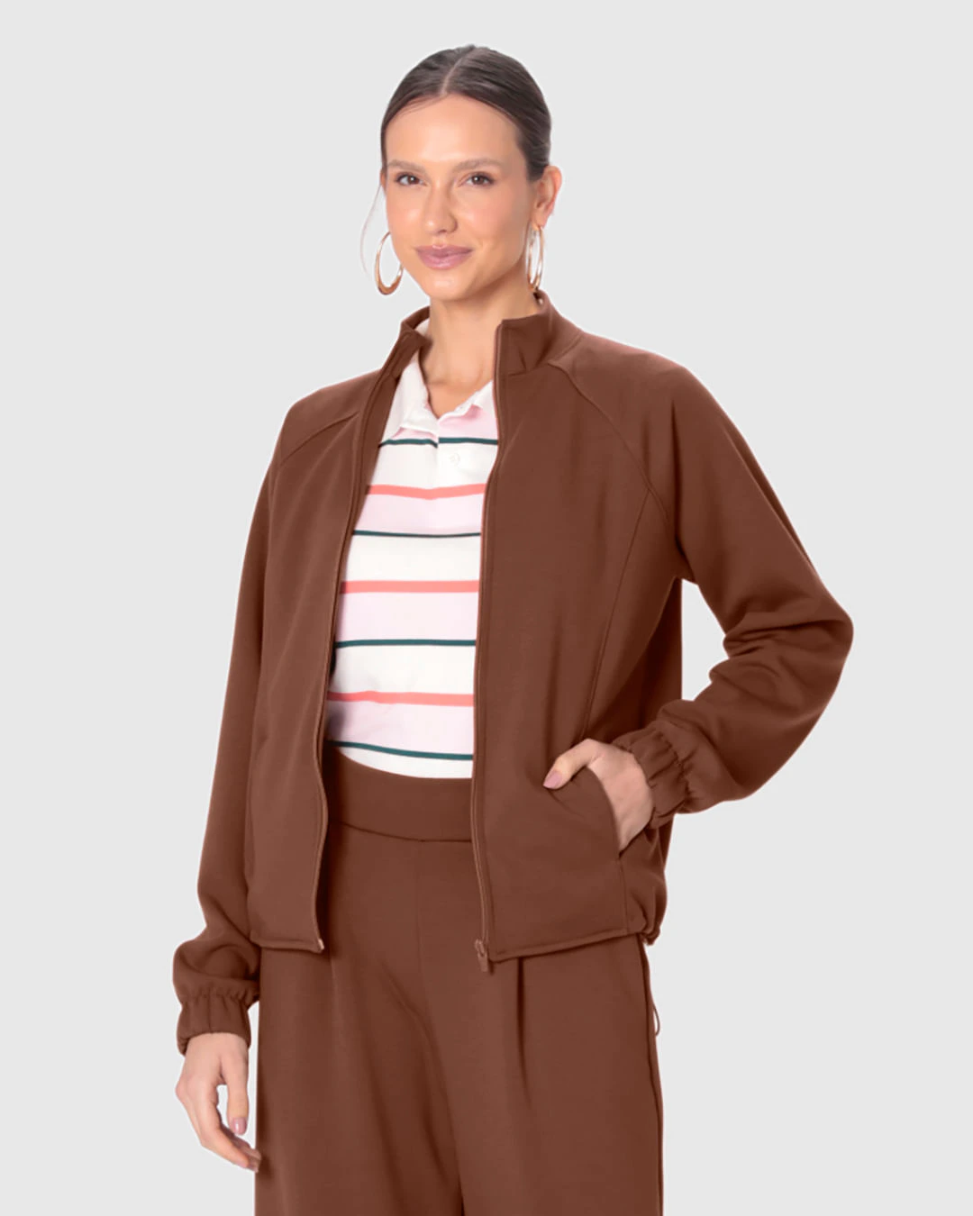 Jaqueta Feminina Bomber Gola Alta Barra Com Regulagem Em Malha Suedine Premium