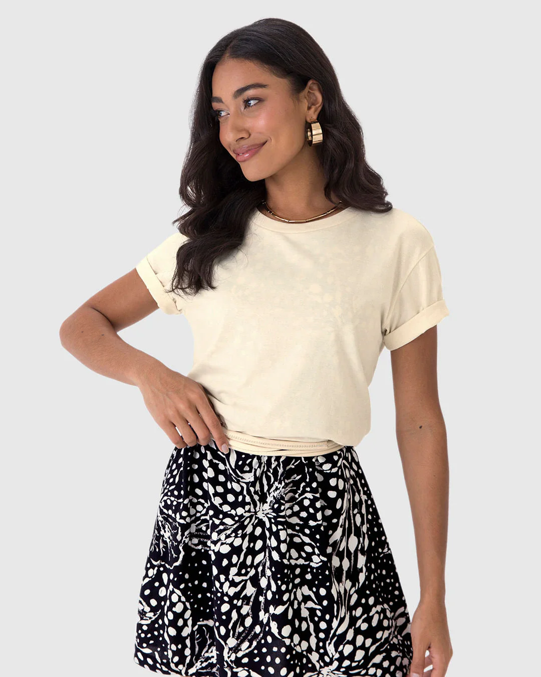 Blusa Básica Feminina Manga Curta Em Algodão