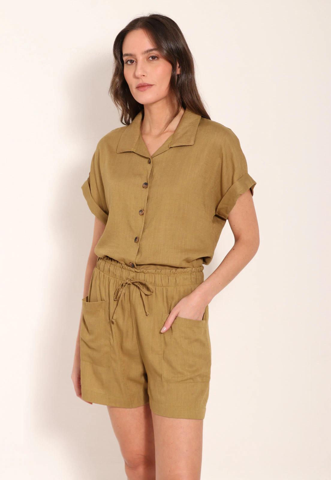 Short Linho Wash Curto Com Forro e Bolso